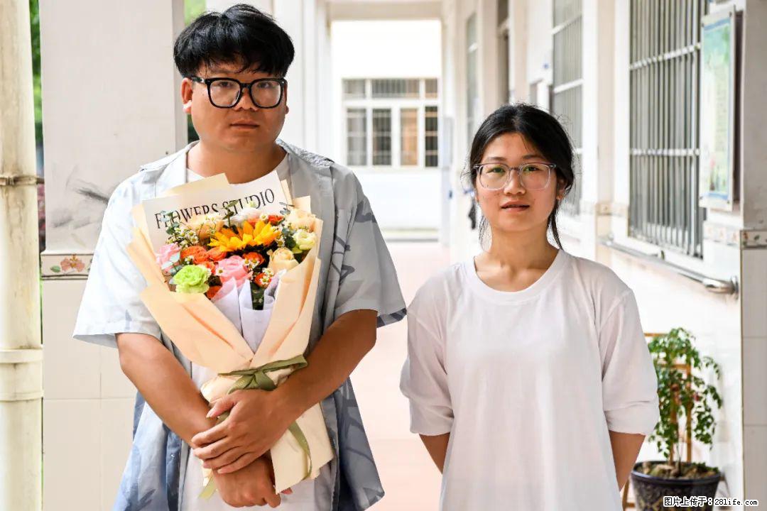 全网追的“扁担女孩”，找了一份暑假工，时薪12元 - 抚顺生活资讯 - 抚顺28生活网 fushun.28life.net